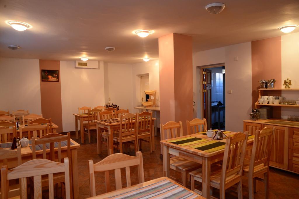 Bed & Breakfast Dw Sloneczna 2*